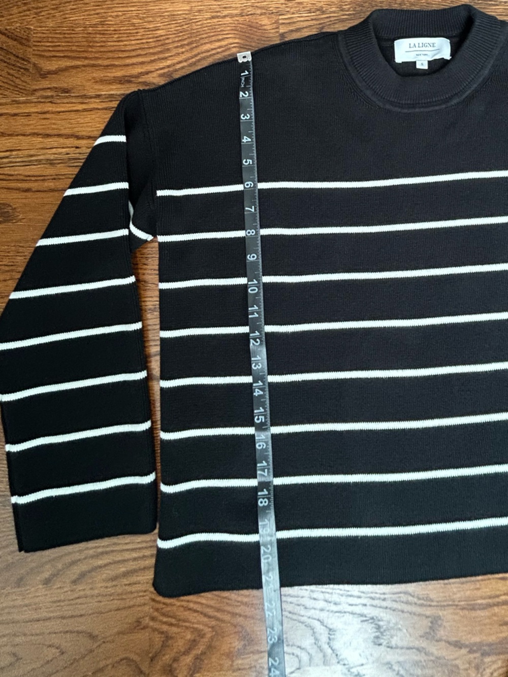 La Ligne black and white thin stripe sweater size small 100% cotton boxy cropped - Picture 5 of 8